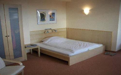 Plaza Inn Hamburg Moorfleet Room photo
